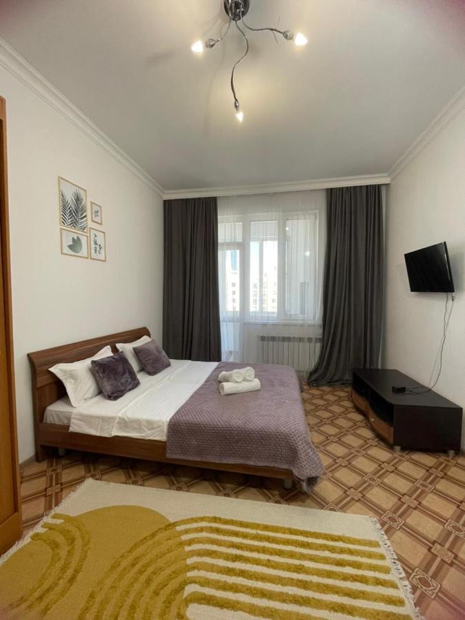 Appartamento Кабанбай Батыра 58Б/7 Akmola Esterno foto
